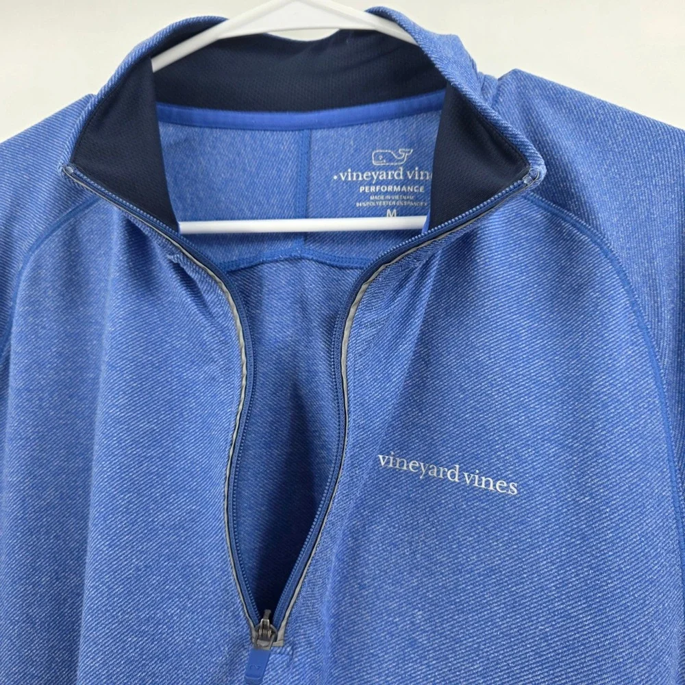 VINEYARD VINES PERFORMANCE 1/4 ZIP SHIRT WOMENS MEDIUM BLUE POCKET LIGHTWEIGHT - Picture 7 of 14